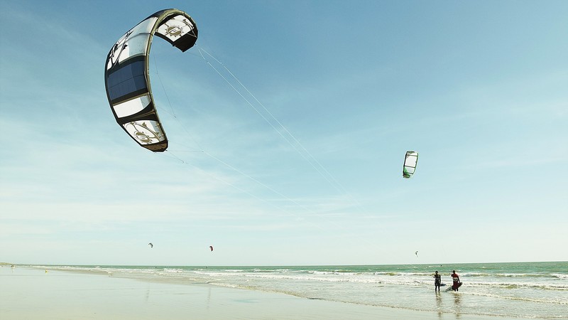 kitesurf