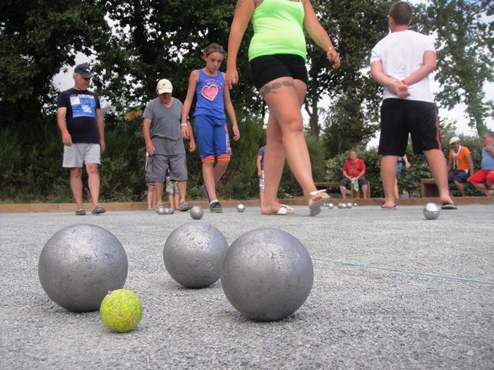 tournoi de pétanque au camping vendée l'orée de l'océan