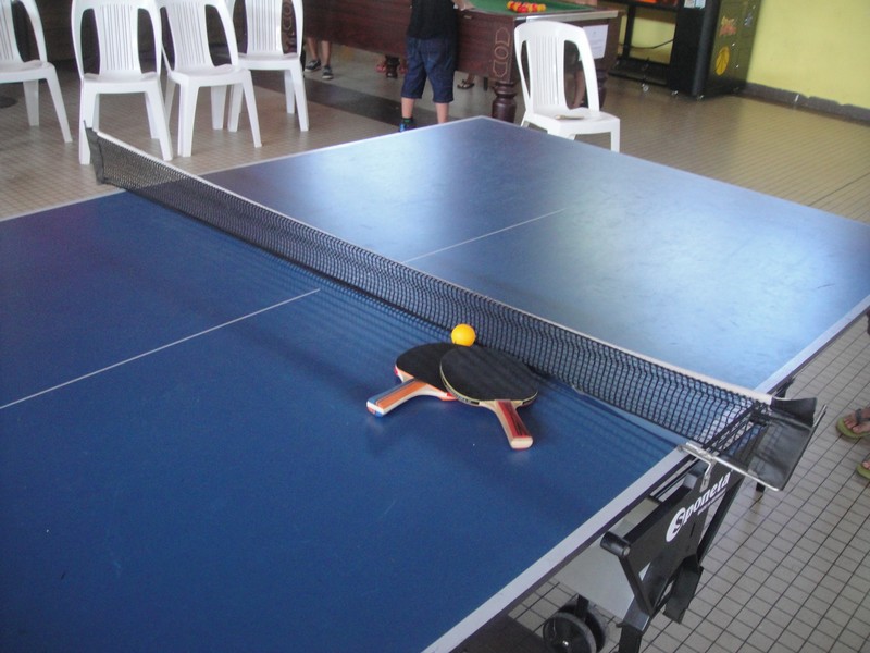 tournoi de ping-pong en intérieur